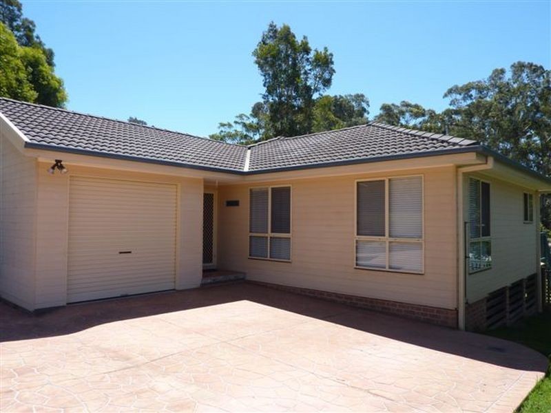 51 Wyoming Ave, Burrill Lake NSW 2539