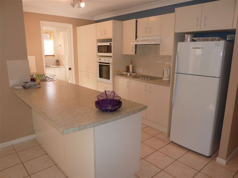 51 Wyoming Ave, Burrill Lake NSW 2539