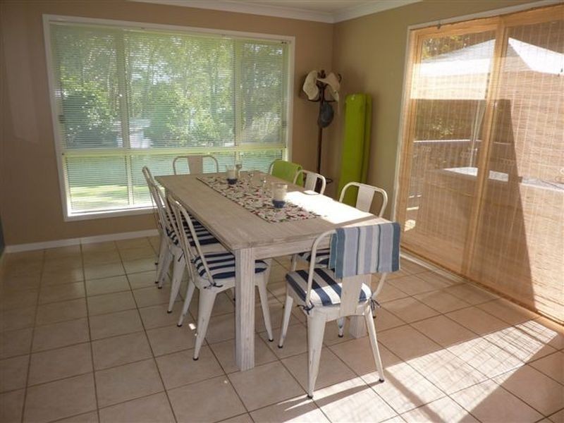 51 Wyoming Ave, Burrill Lake NSW 2539