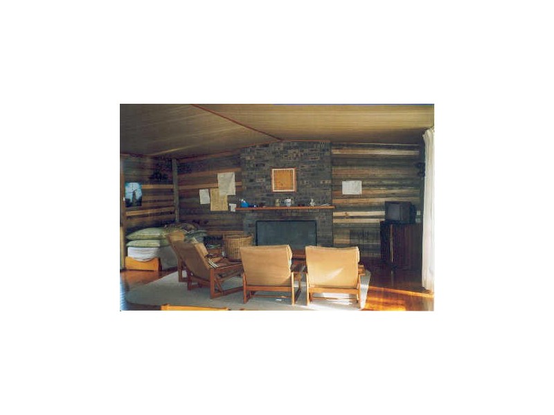 38 James Cres, Kings Point NSW 2539