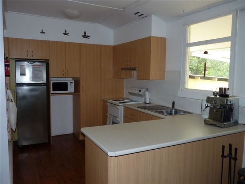 13 Esme St, Lake Conjola NSW 2539