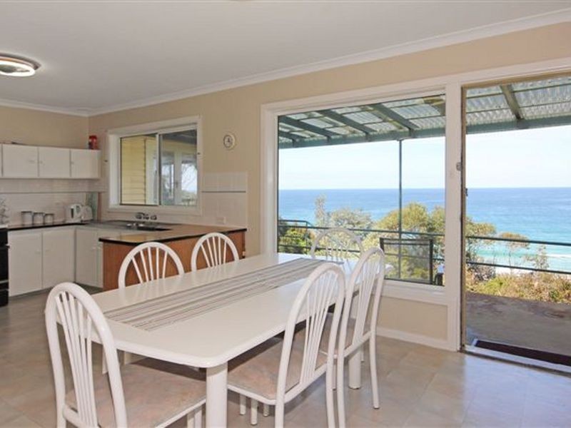130 Mitchell Pde, Mollymook NSW 2539