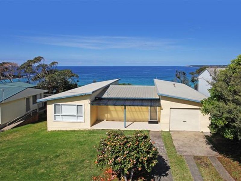 130 Mitchell Pde, Mollymook NSW 2539