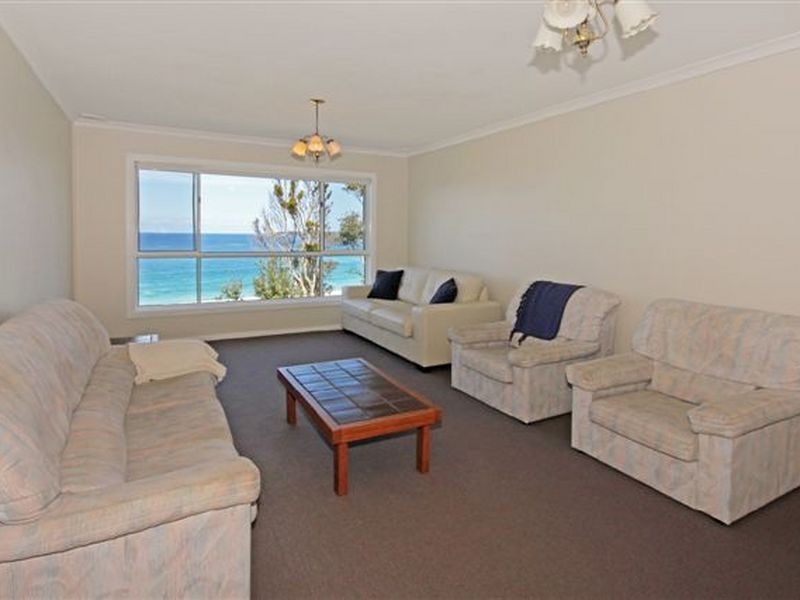 130 Mitchell Pde, Mollymook NSW 2539