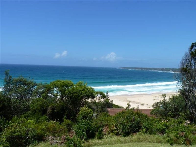 130 Mitchell Pde, Mollymook NSW 2539