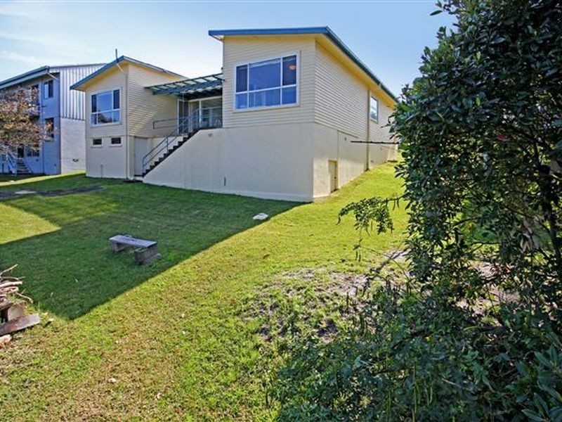 130 Mitchell Pde, Mollymook NSW 2539