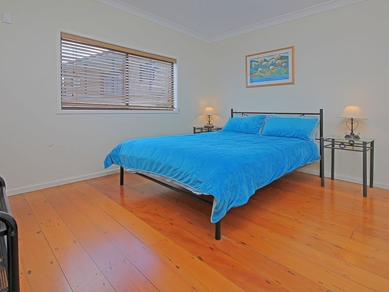 12 Jones Avenue, Mollymook NSW 2539