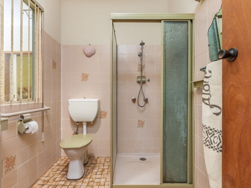 76 Anglers Parade, Fishermans Paradise NSW 2539