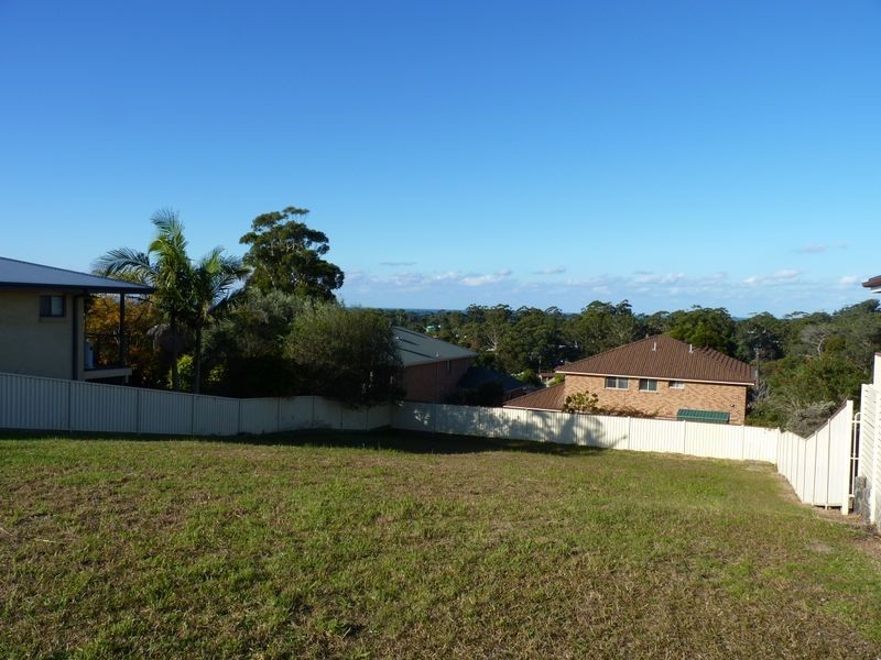 12 Seascape Close, Narrawallee NSW 2539