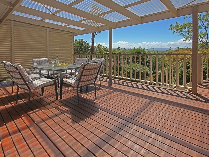 7 Jones Avenue, Mollymook NSW 2539