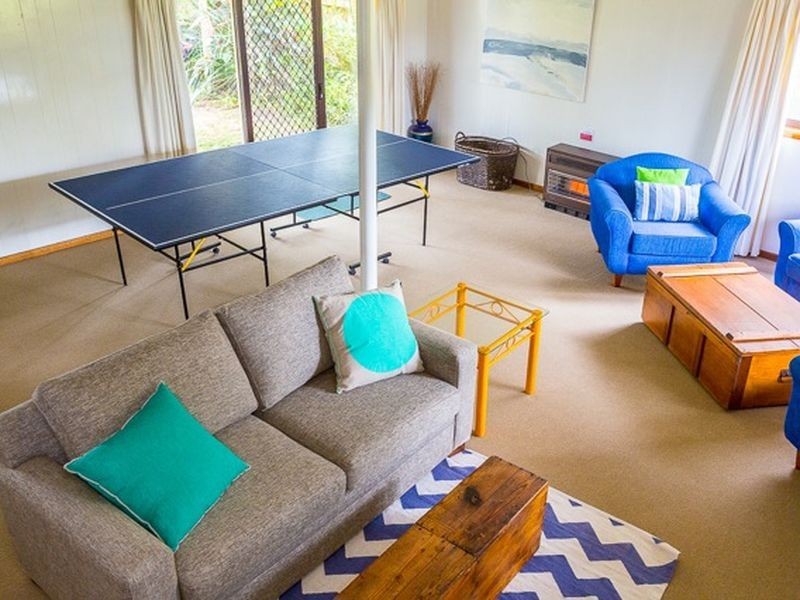 7 Jones Avenue, Mollymook NSW 2539