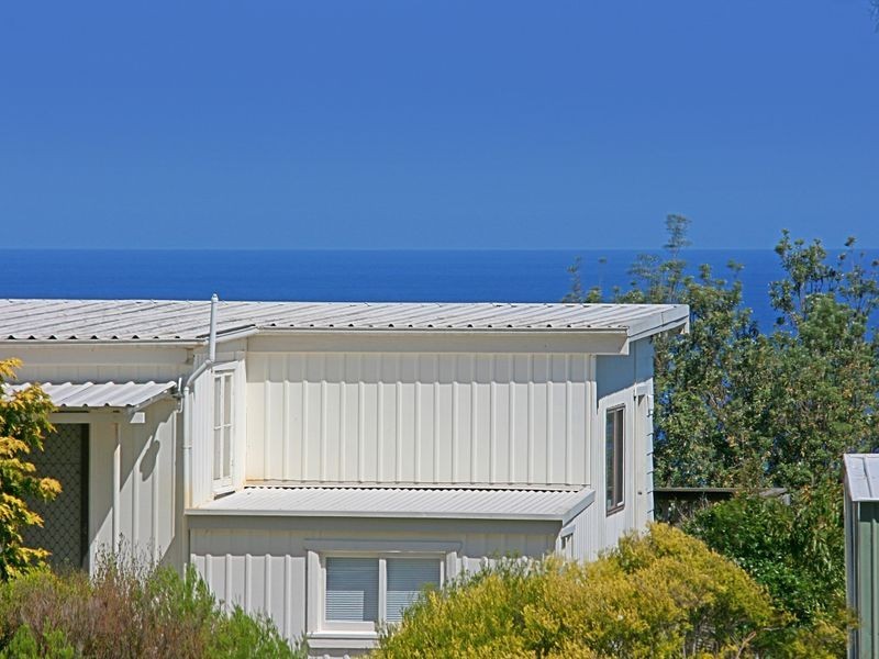 7 Jones Avenue, Mollymook NSW 2539