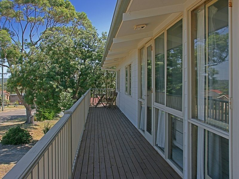 7 Jones Avenue, Mollymook NSW 2539