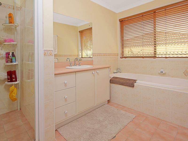86 Golden Wattle Drive, Ulladulla NSW 2539