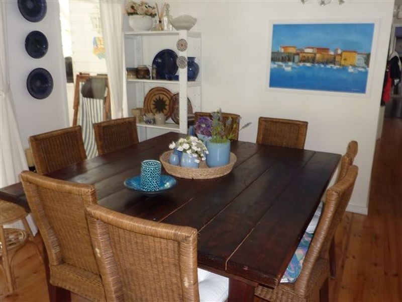 1A Carroll Ave, Mollymook NSW 2539