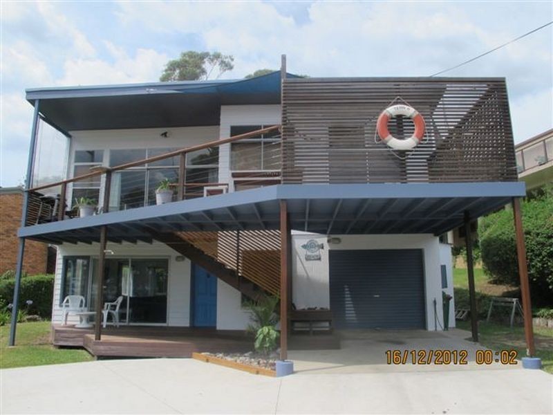 7 Surfers Ave, Narrawallee NSW 2539