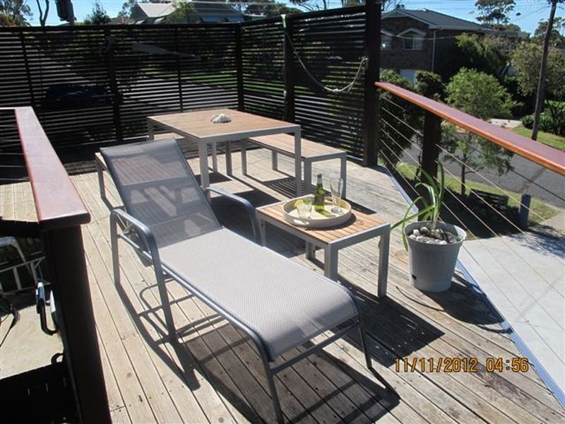 7 Surfers Ave, Narrawallee NSW 2539