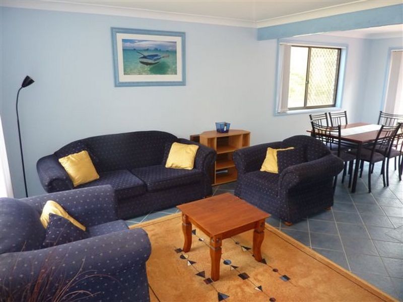 1/13 Clyde St, Mollymook NSW 2539