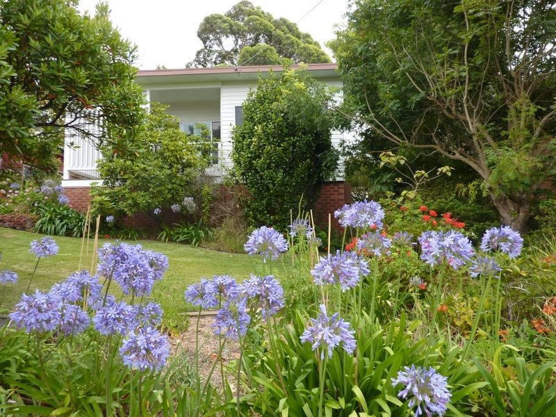 9 Parkview Parade, Mollymook NSW 2539