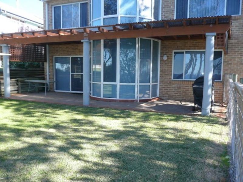 1/197 Mitchell Pde, Mollymook NSW 2539