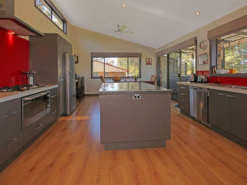 176 Matron Porter Drive, Mollymook NSW 2539