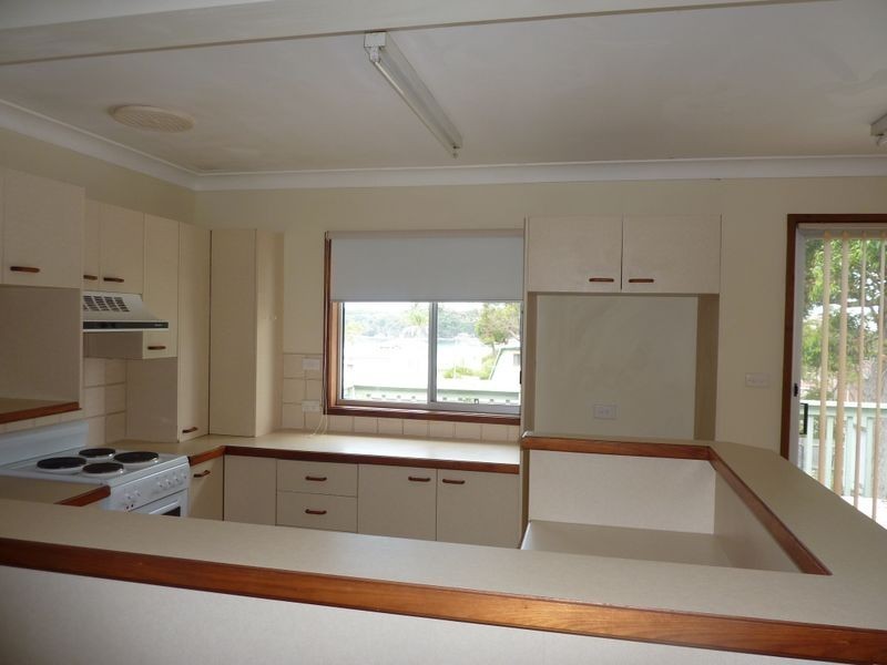 74 Nurrawallee Street, Ulladulla NSW 2539