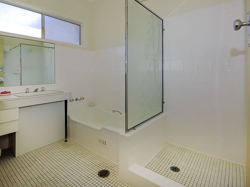 65 Mitchell Pde, Mollymook NSW 2539