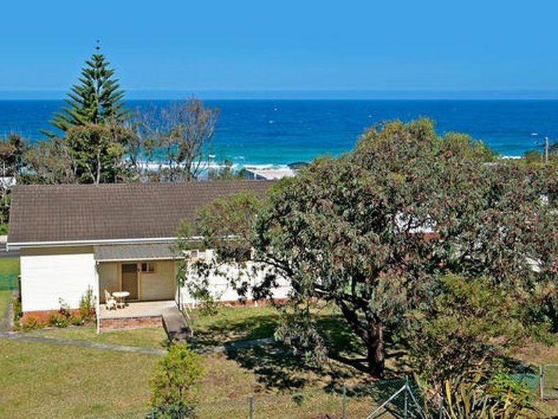 71 Mitchell Pde, Mollymook NSW 2539