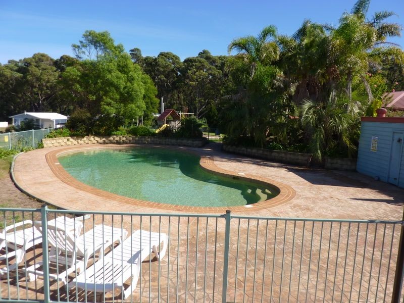 300 Kings Point Drive, Kings Point NSW 2539
