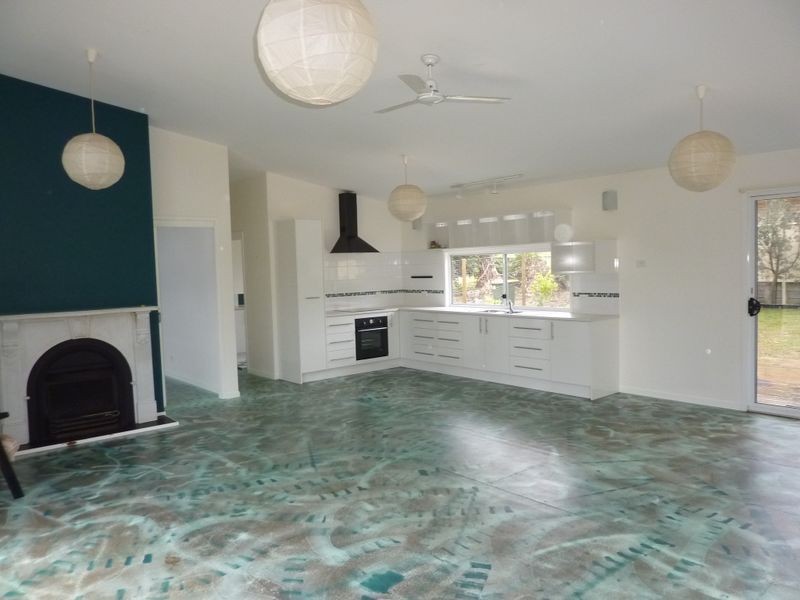 15 Boomer Crescent, Kioloa NSW 2539