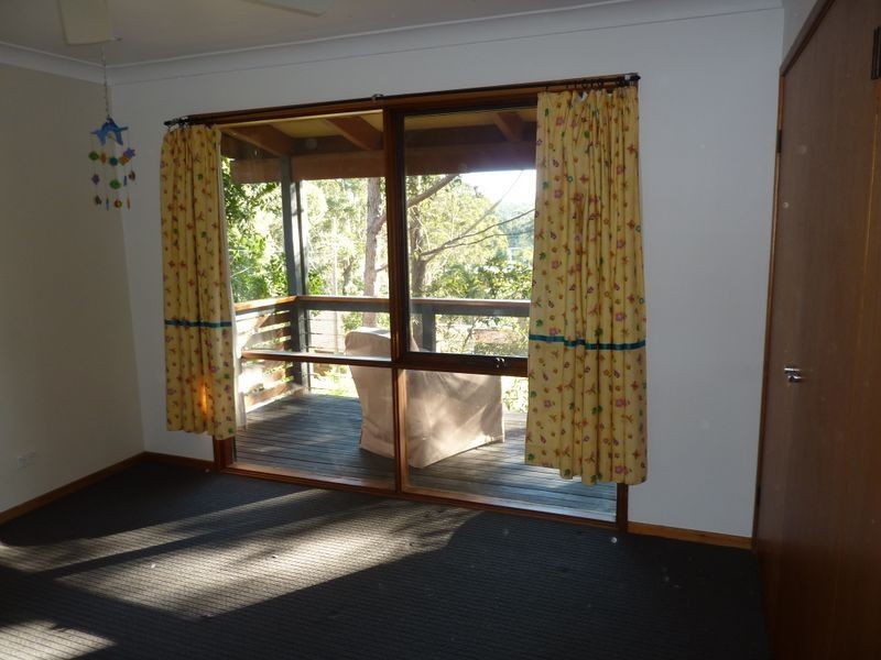 33 Edward Avenue, Kings Point NSW 2539