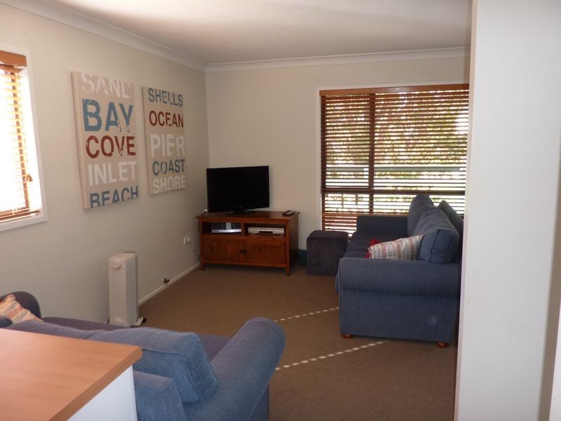 4 Capricorn Avenue, Narrawallee NSW 2539