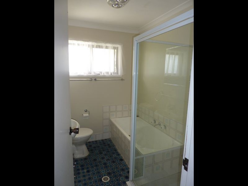4 Capricorn Avenue, Narrawallee NSW 2539