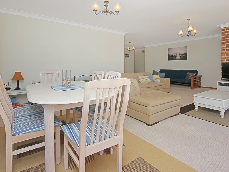 33 Forest Way, Mollymook NSW 2539