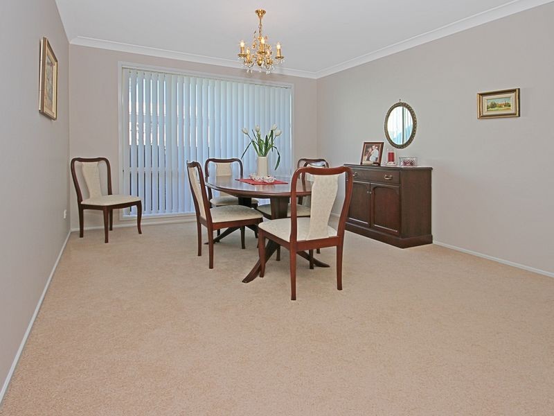 77 Donlan Road, Mollymook NSW 2539