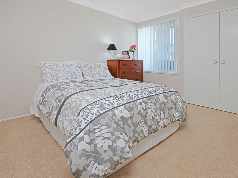 77 Donlan Road, Mollymook NSW 2539