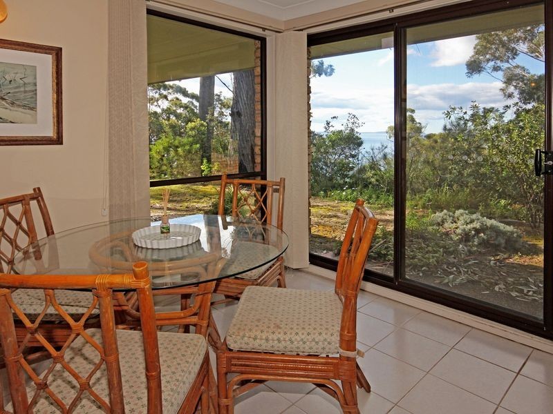 28 Tallwood Avenue, Narrawallee NSW 2539