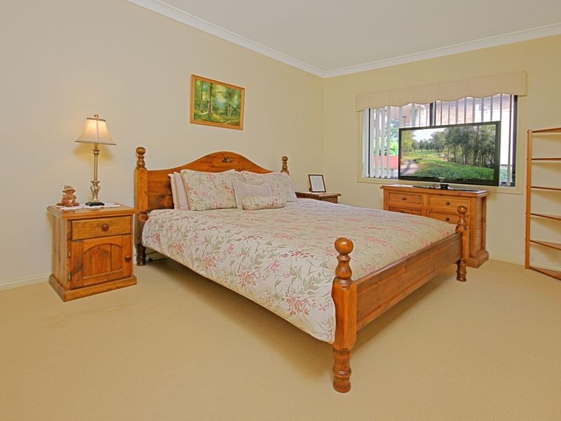 11 Clifford Close, Mollymook NSW 2539