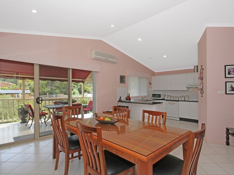 77 Carroll Avenue, Mollymook NSW 2539