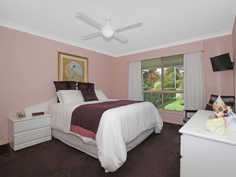 77 Carroll Avenue, Mollymook NSW 2539