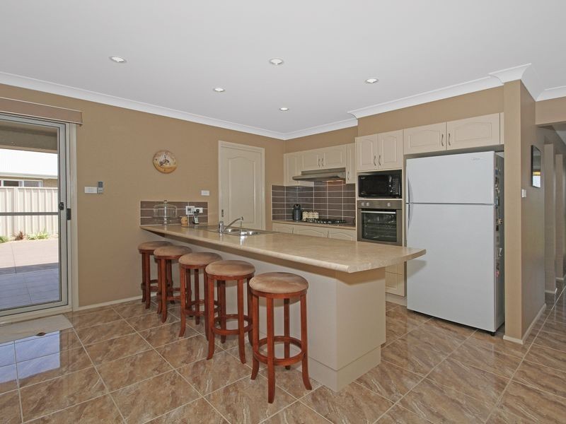 6 Frangipani Avenue, Ulladulla NSW 2539