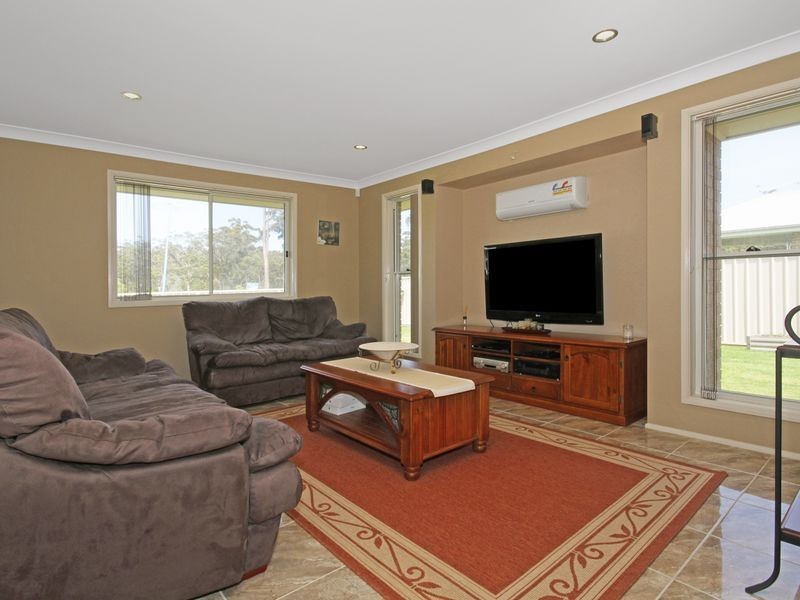 6 Frangipani Avenue, Ulladulla NSW 2539