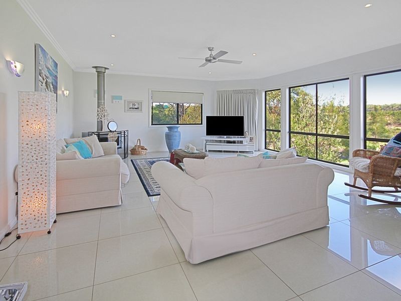 17 Bada Crescent, Burrill Lake NSW 2539