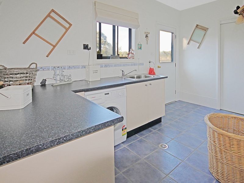 17 Bada Crescent, Burrill Lake NSW 2539