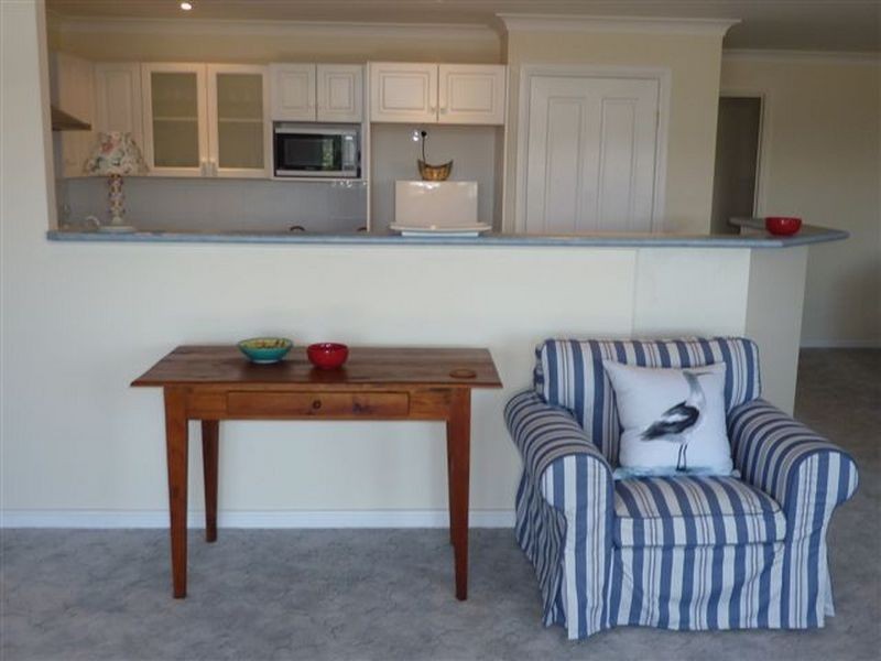 58 Seaview St, Mollymook NSW 2539