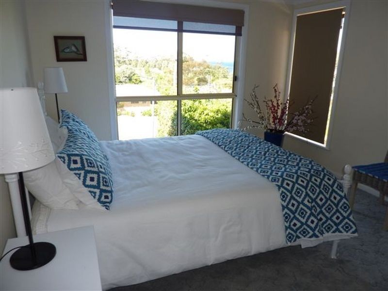 58 Seaview St, Mollymook NSW 2539