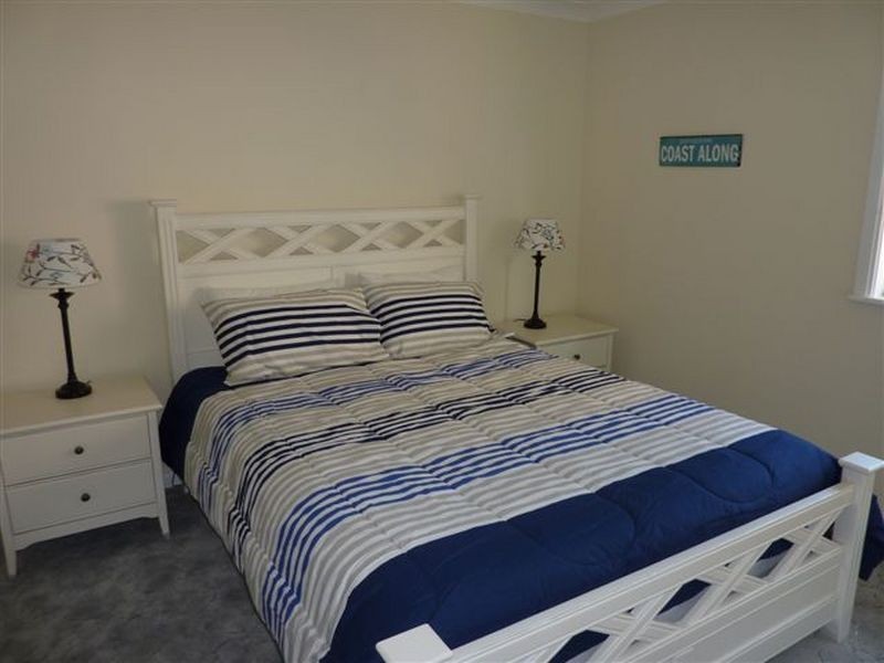 58 Seaview St, Mollymook NSW 2539
