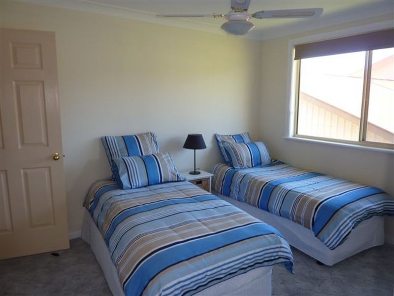 58 Seaview St, Mollymook NSW 2539