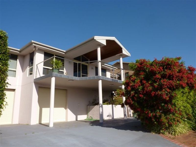 58 Seaview St, Mollymook NSW 2539