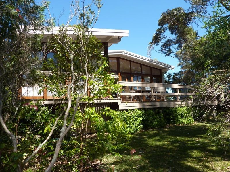 106 Bannister Head Rd, Mollymook NSW 2539